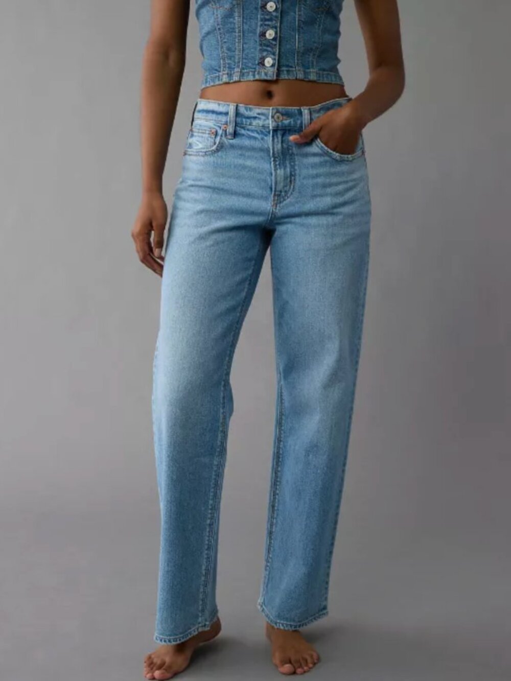 American Eagle AE Strigid Stovepipe Jean sz 6 Regular Medium Indigo
